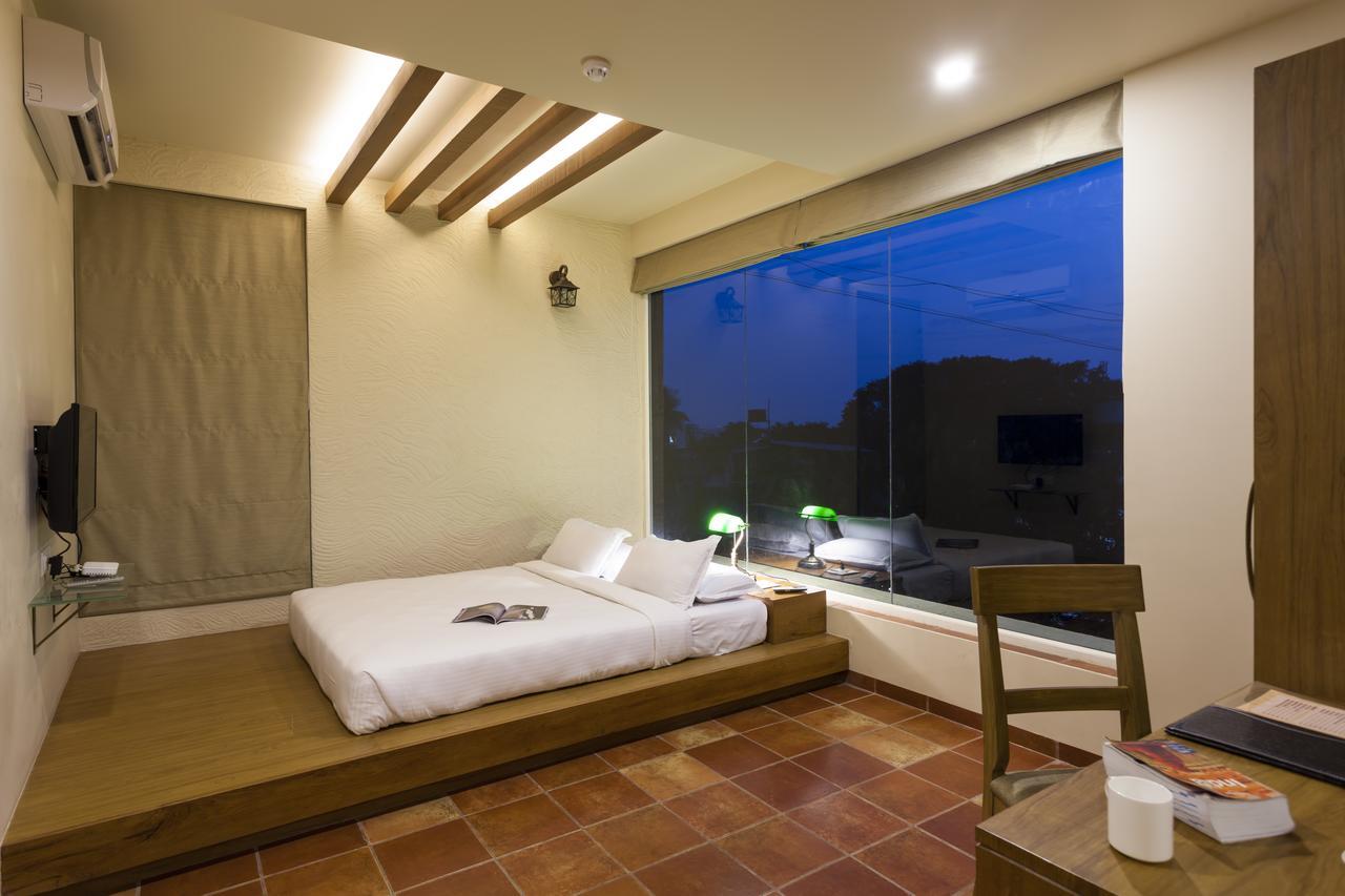 Hotel K Tree - A Boutique Hotel Kolhapur Buitenkant foto